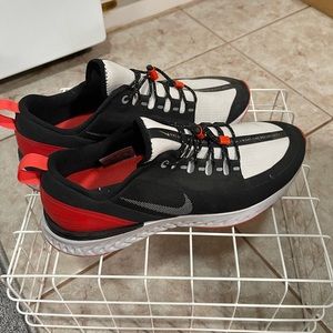 Nike mens shoes